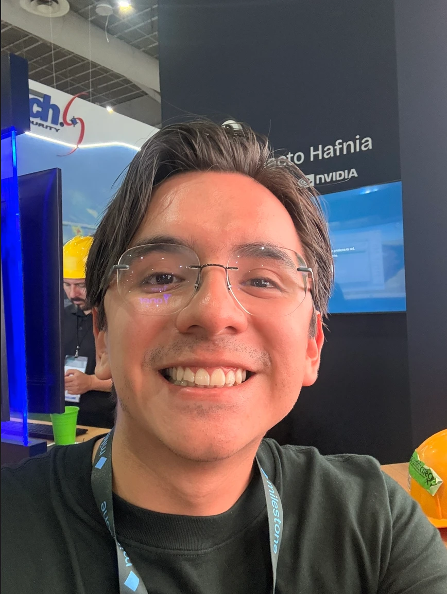 Bruno García Almazán, creador de arbrunouno, en un evento de tecnología